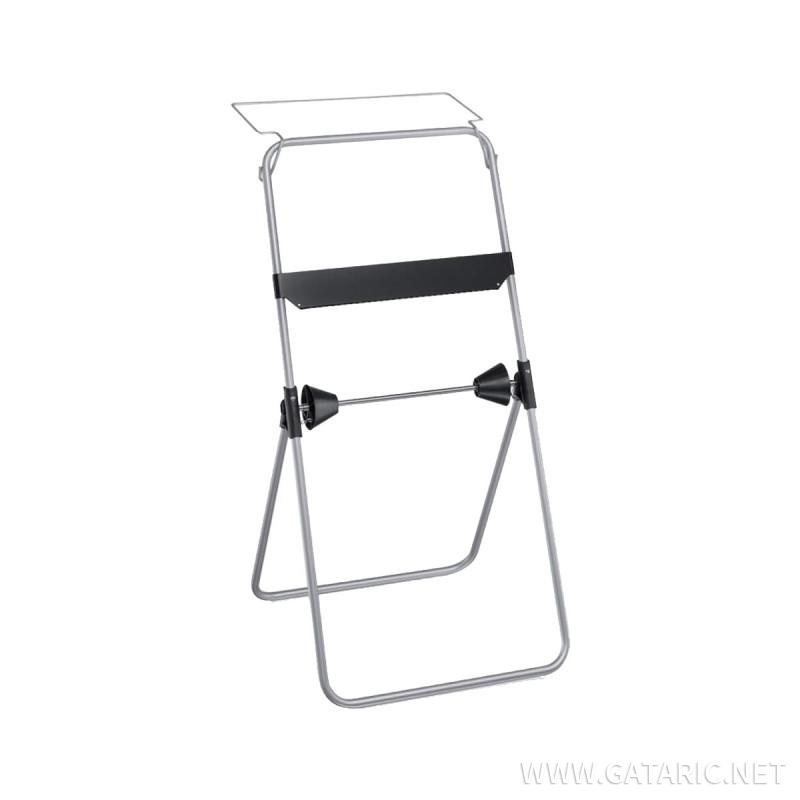 Cleaning roll stand