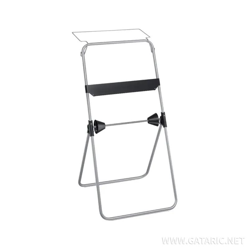 Cleaning roll stand